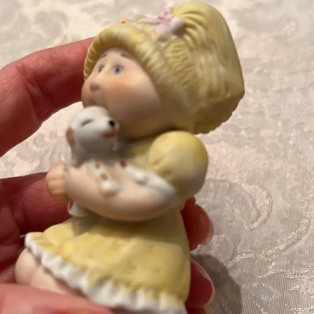 Vintage 1984 Cabbage Patch “special thoughts for special people” figurine EVC